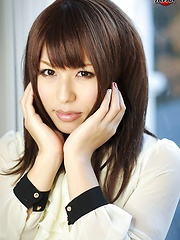 She is a stunningly beautiful newhalf named Reina Minazuki!